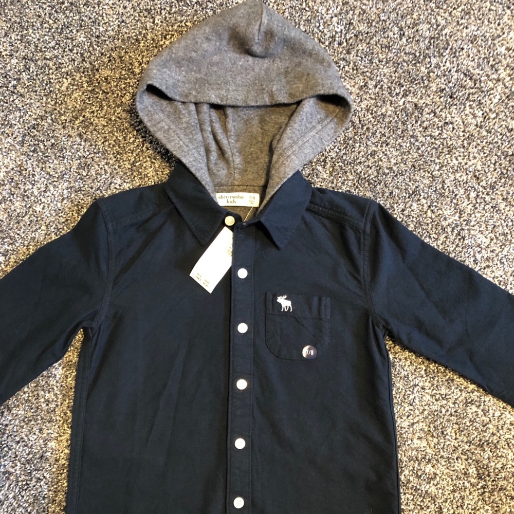 NWT Abercrombie kids flannel shirt with hood